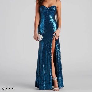 Windsor Dark Blue Sequin Formal Dress